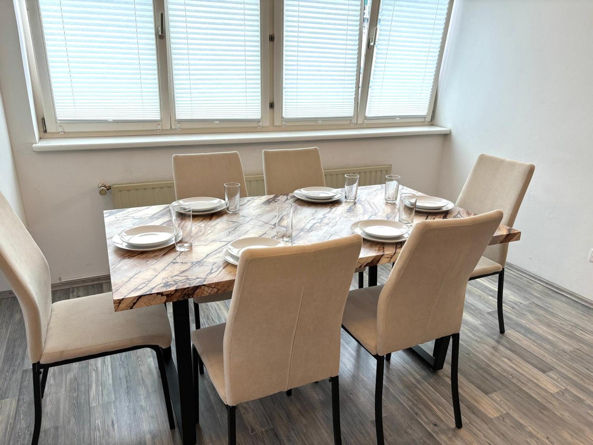 Cityhit 1020treasure Apartment